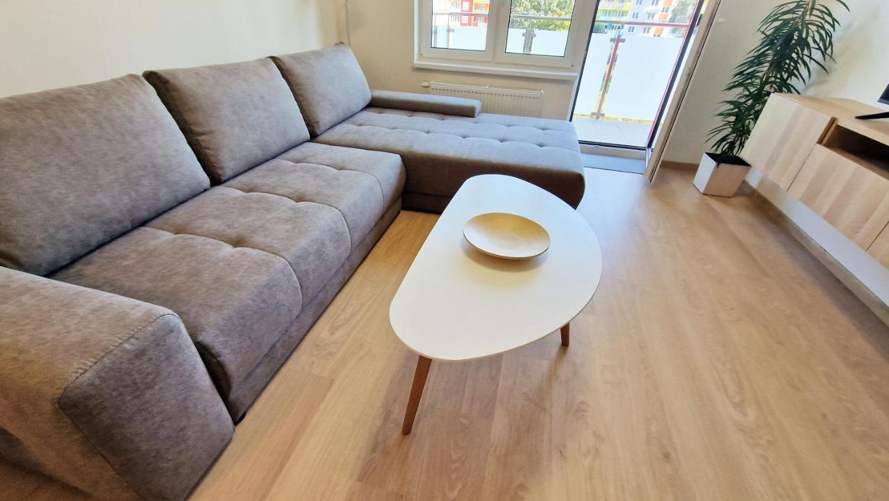 Luxo 2 Room Apartments By Bratislavatrip Экстерьер фото